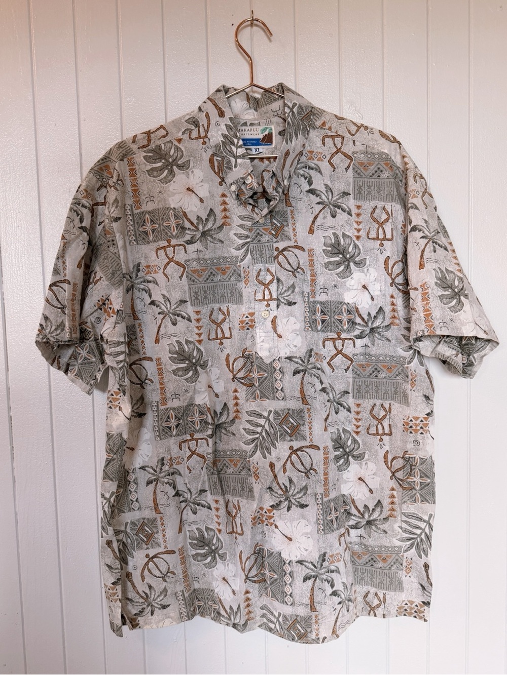 Makapuu Sportwear Aloha Shirt